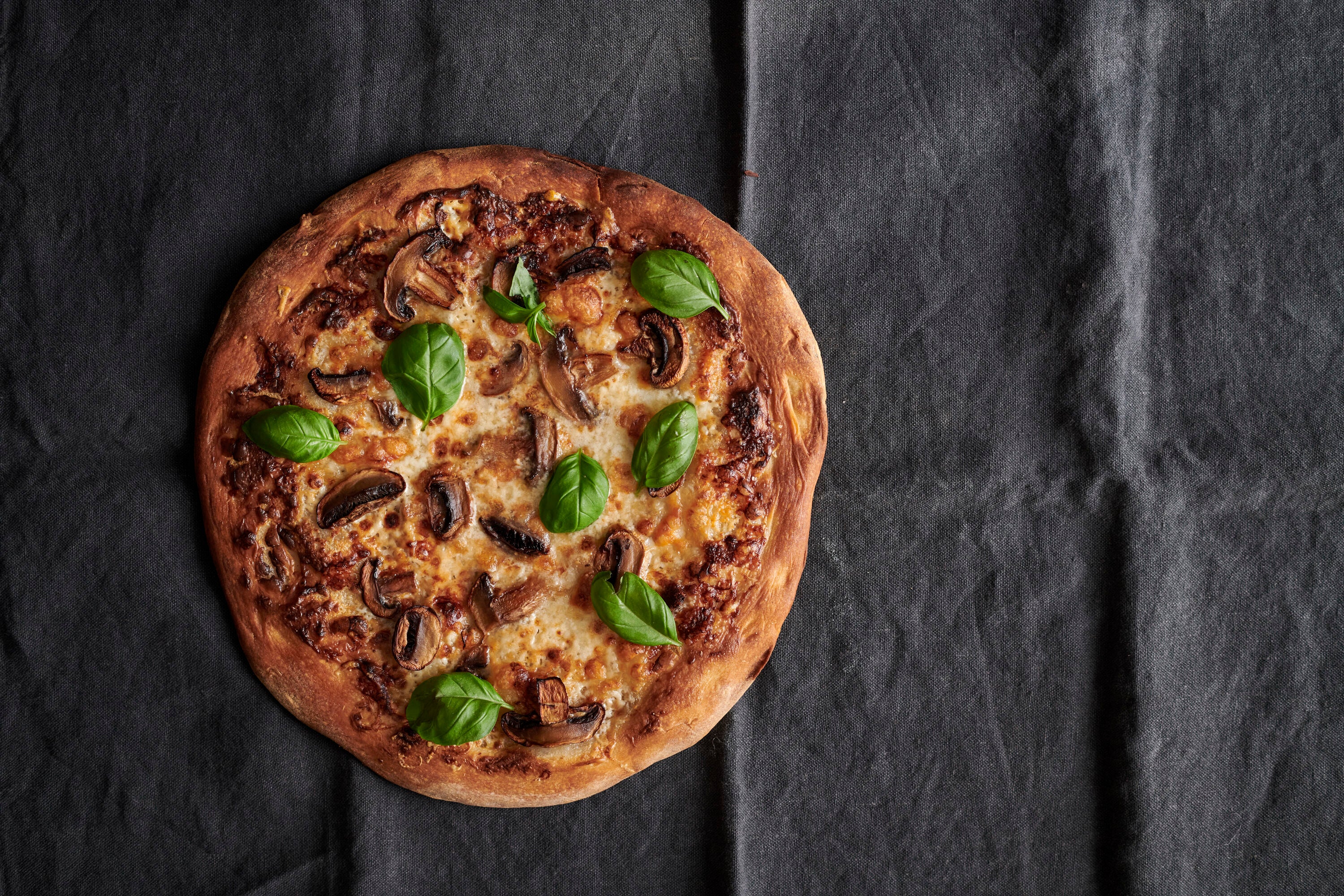 Mushroom Garum Pizza