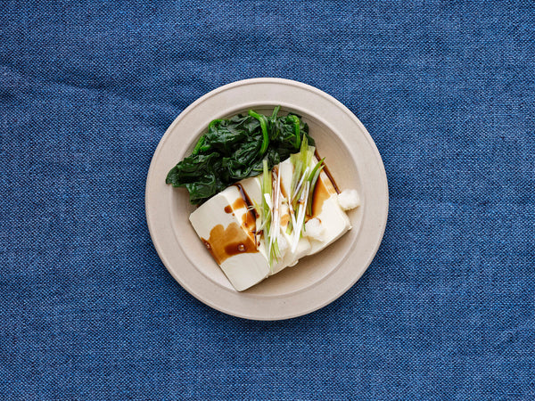 Chilled Tofu with Spinach and Spicy Sesame Dressing
